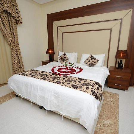 Hotelier Suites Эр-Рияд Экстерьер фото