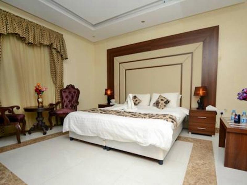 Hotelier Suites Эр-Рияд Экстерьер фото
